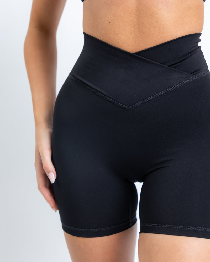 Atlas Cycling Shorts - Black