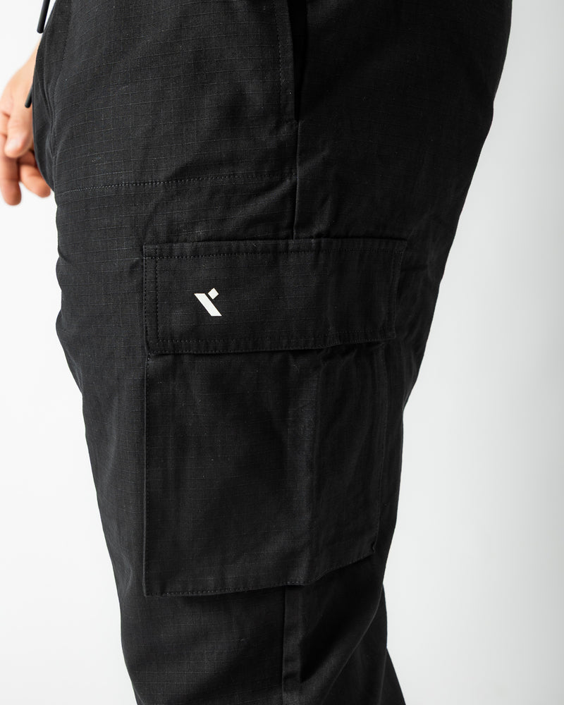 Elevate cargo pants-Black