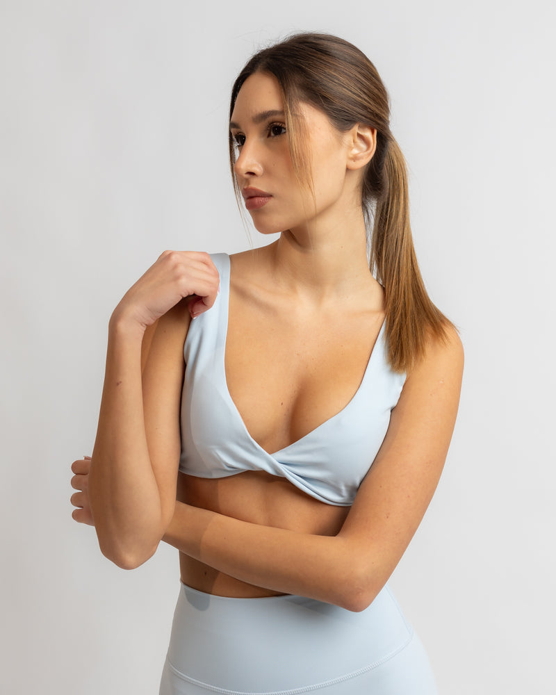 Power Twist Bra - Baby Blue